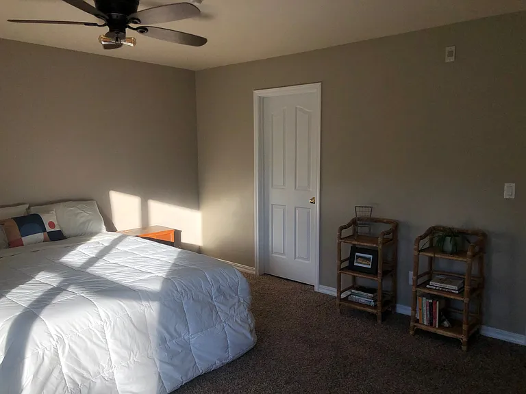 133 White Horse Pl — Photo 7