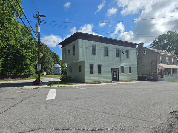 106 Renfrew St S, Mississippi Mills, ON K0A 2X0