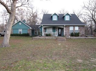 3226 Bandera St, Athens, TX 75752