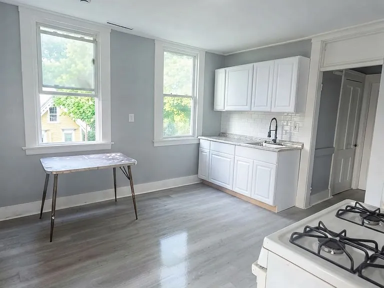 449 Dixwell Ave #3 — Photo 3