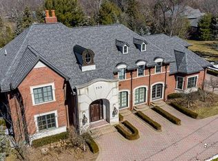 715 E Long Lake Rd, Bloomfield Hills, MI 48304