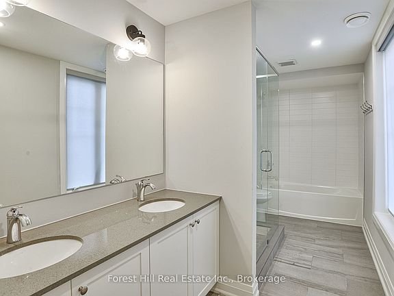 3rd image of 2054 Peninsula Rd Unit 62