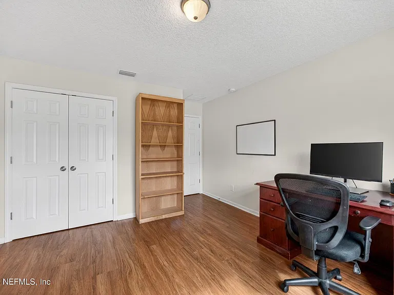 940 State Road 13 N — Photo 32