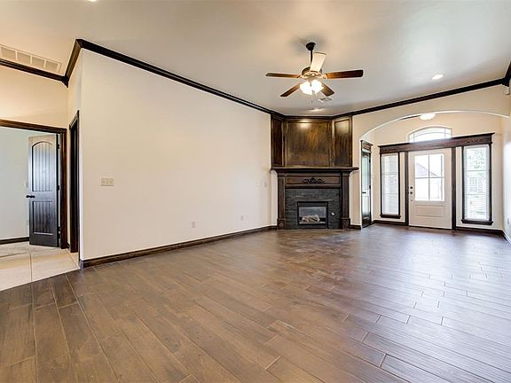 5th image of 4921 SW 120th Ter