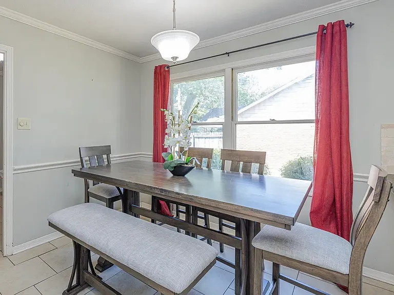111 Squirrel Hill Dr — Photo 14