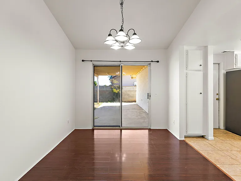 6300 Vonnie Ct — Photo 29