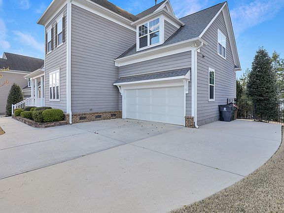 3rd image of 4608 Sunset Fairways Dr