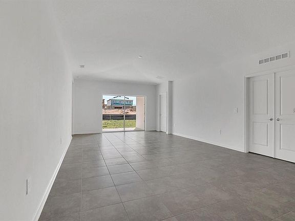 3rd image of 3186 Armstrong Ave #A