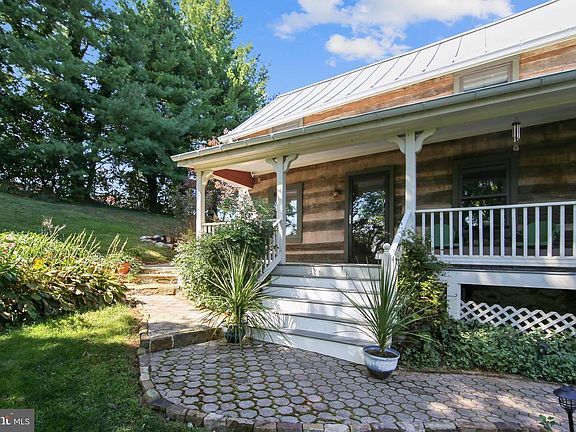 2nd image of 39580 Lovettsville Rd