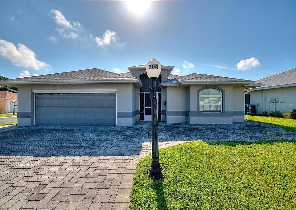 1st image of 704 PINNACLE DRIVE