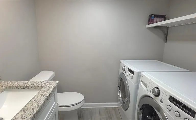 147 Northdale Pl — Photo 13