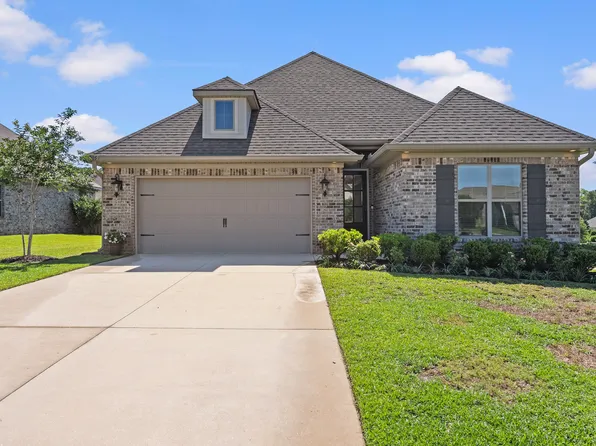 905 Charleston Loop, Fairhope, AL 36532