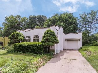 506 N Alfred Ave, Elgin, IL 60123