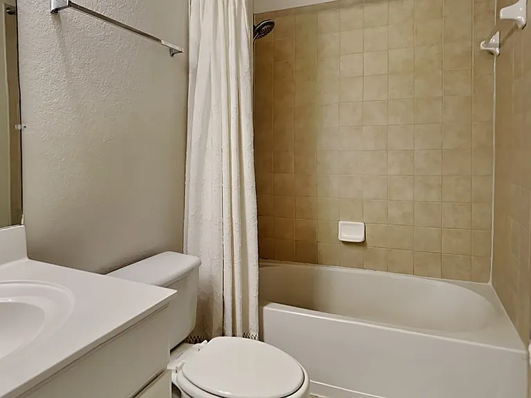 5236 Hampton Beach Pl — Photo 14