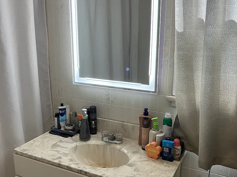 28 Pomona Pl #1 — Photo 6