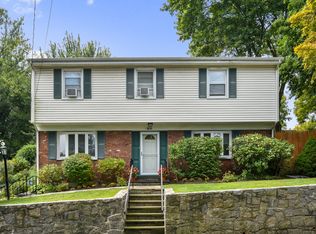 830 W Hartsdale Ave, White Plains, NY 10607