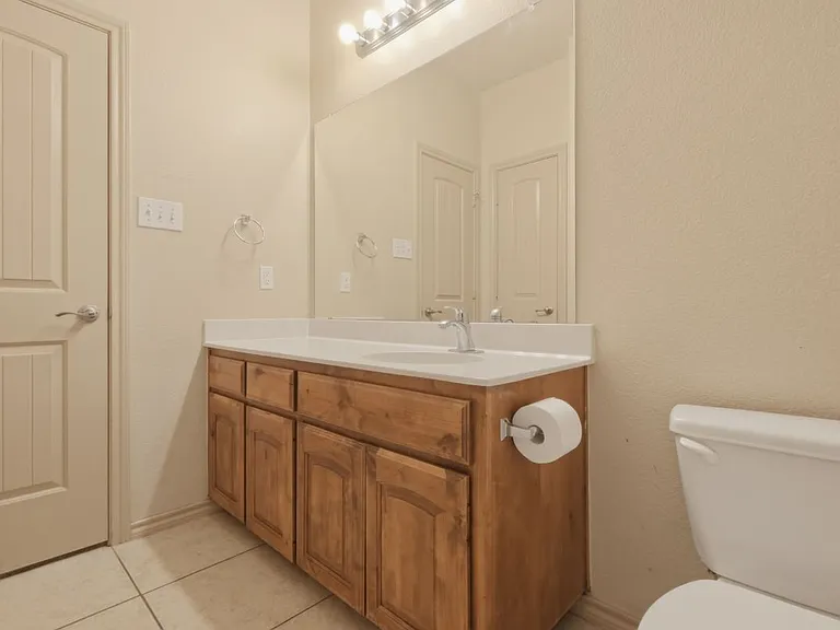 2016 Priscella Dr — Photo 14