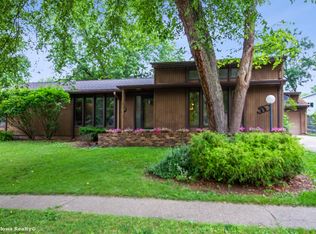 530 Greenfield Pkwy, Des Moines, IA 50320