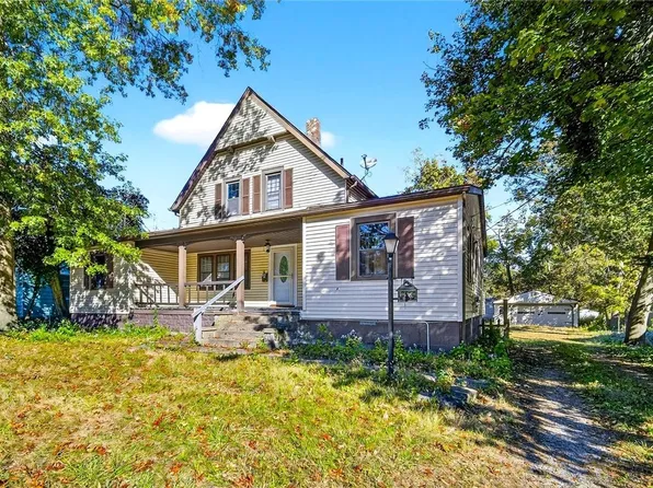 19560 Lorain Rd, Fairview Park, OH 44126