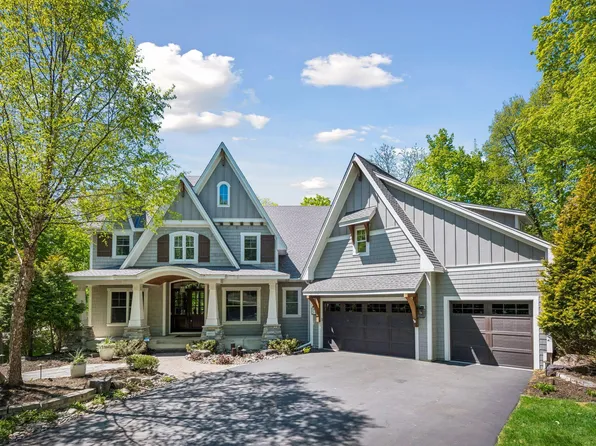 4802 Timber Ridge Cir, Minnetonka, MN 55345
