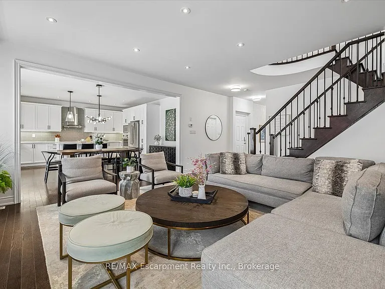 2400 Spring Meadow Way — Photo 12