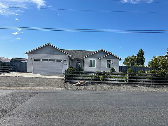 2nd image of 42104 N Highland Rd