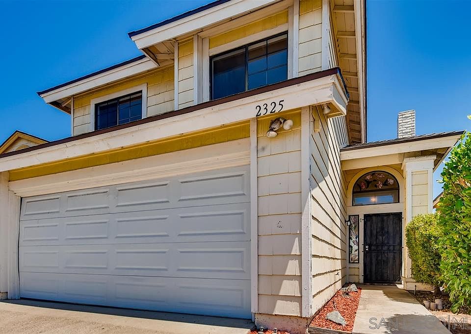 1st image of 2325 Ravenwood Dr