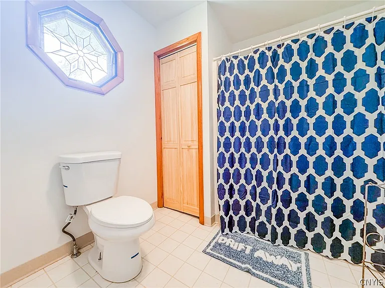 340 Poplar Bch — Photo 21