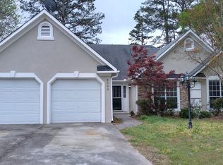 2390 Manor Oak Ct, Buford, GA 30519
