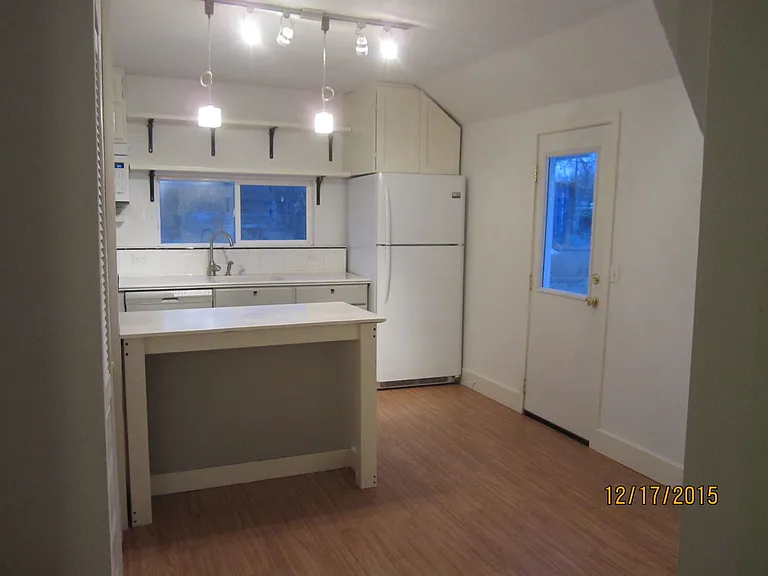 5889va — Photo 9