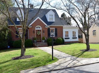 1520 Oxford Rd, Charlottesville, VA 22903