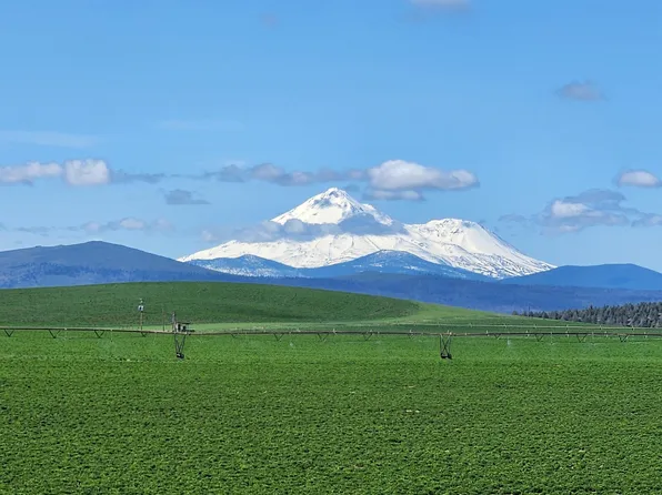 2935 Sheep Mountain Rd, Macdoel, CA 96058