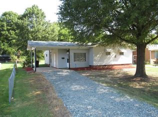 908 Morningside Dr, Burlington, NC 27217