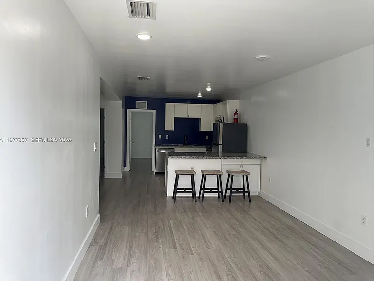 526 NW 6th #A — Photo 6