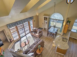 920 Ponderosa Way APT A, Woodland Park, CO 80863