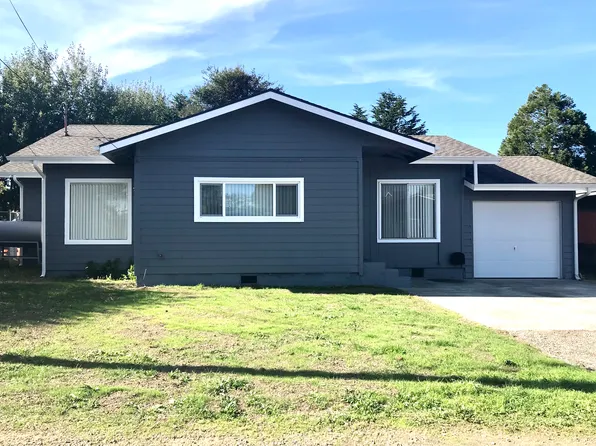 1362 Oregon St, Crescent City, CA 95531