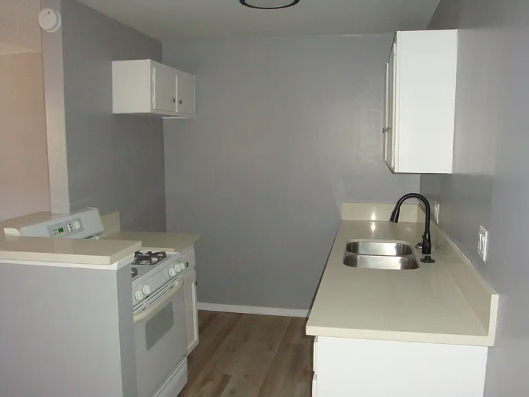 948 S Roberts St #2 — Photo 5