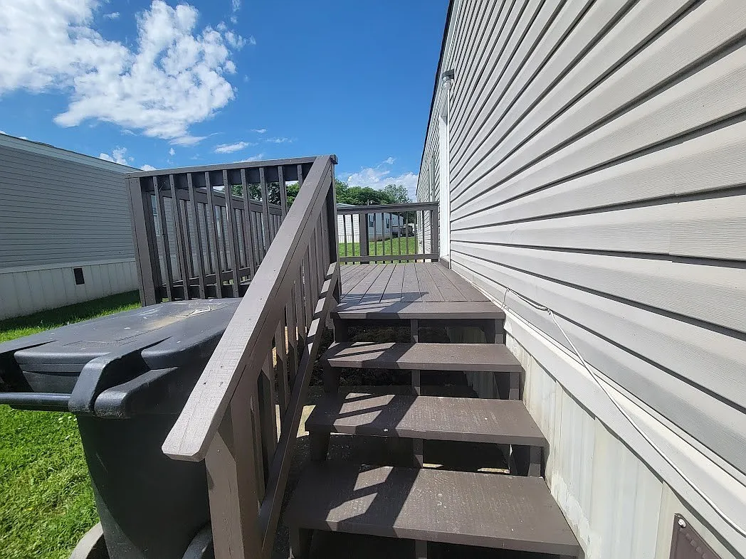 Building Photo - 607 Kerri Ln