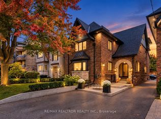 887 Avenue Rd #1, Toronto, ON M5P2K7