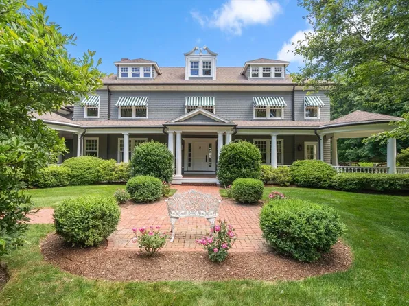 75 Lake St, Sherborn, MA 01770