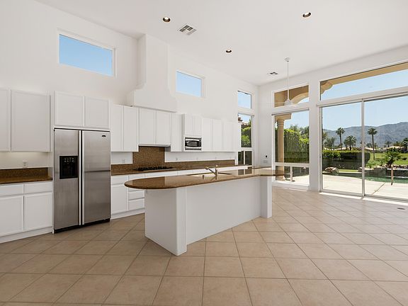 3rd image of 79556 E Mission Dr