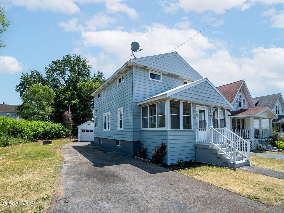 22 Clayton Road, Schenectady, NY 12304 Zillow