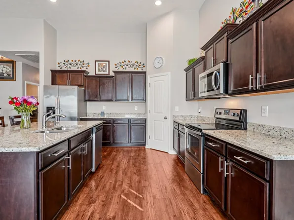 1092 Lady Nashville Dr, Hermitage, TN 37076