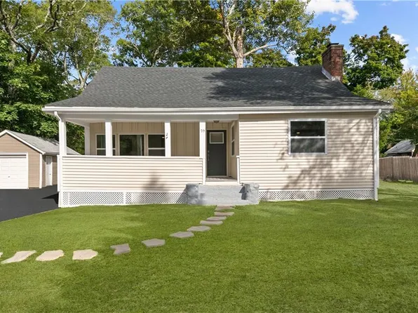 79 W Allenton Rd, North Kingstown, RI 02852