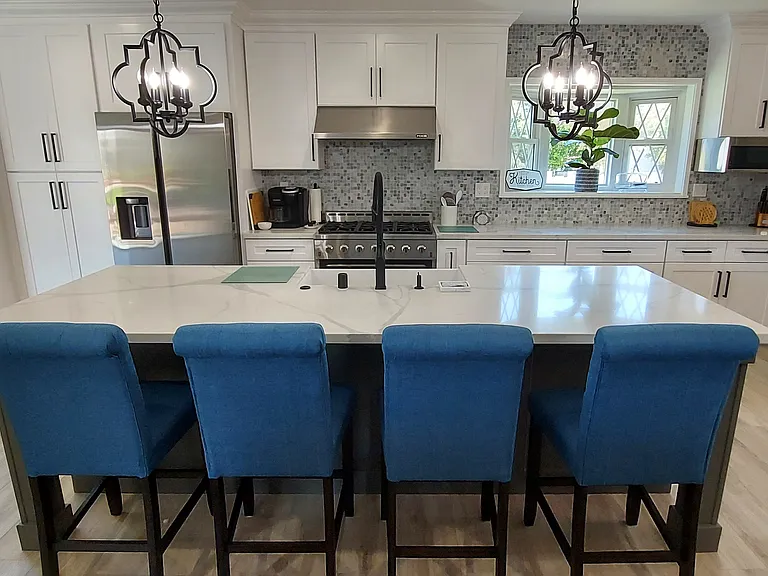 17 Maxine Dr — Photo 4