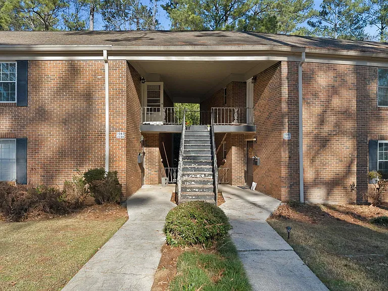 2087 Montreat Cir #2087 — Photo 23