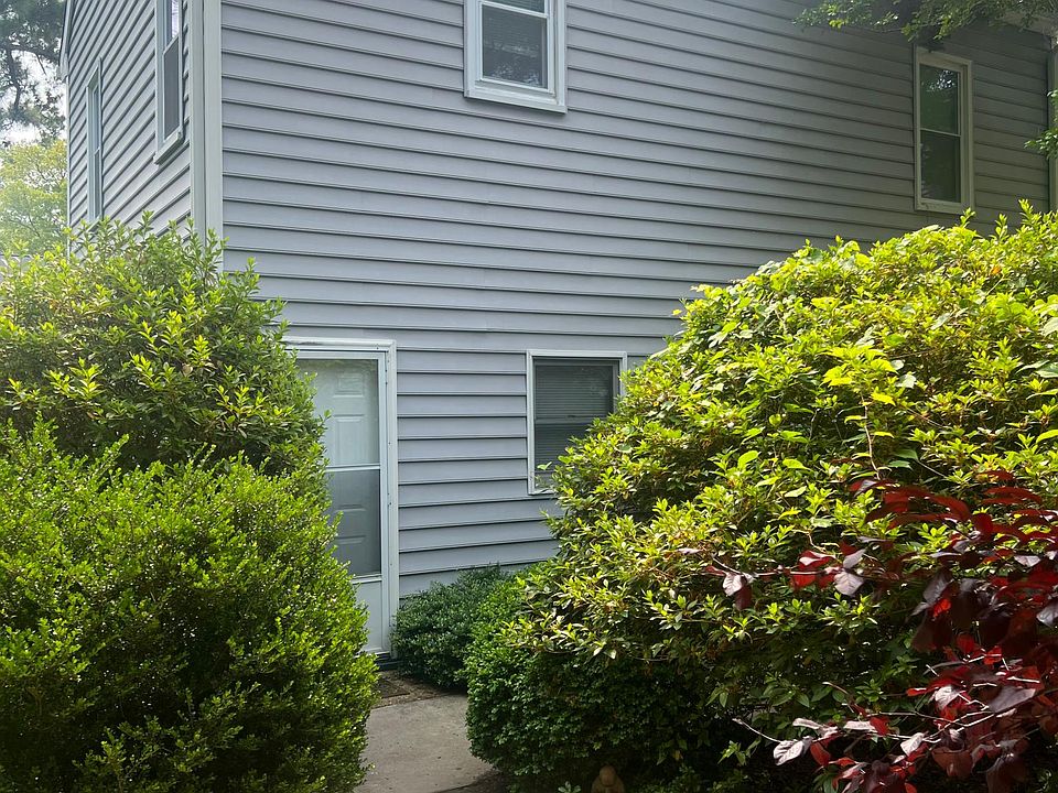 1st image of 505 1/2 Tyler Ct APT A