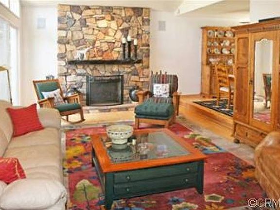 Beautiful Formal Living R