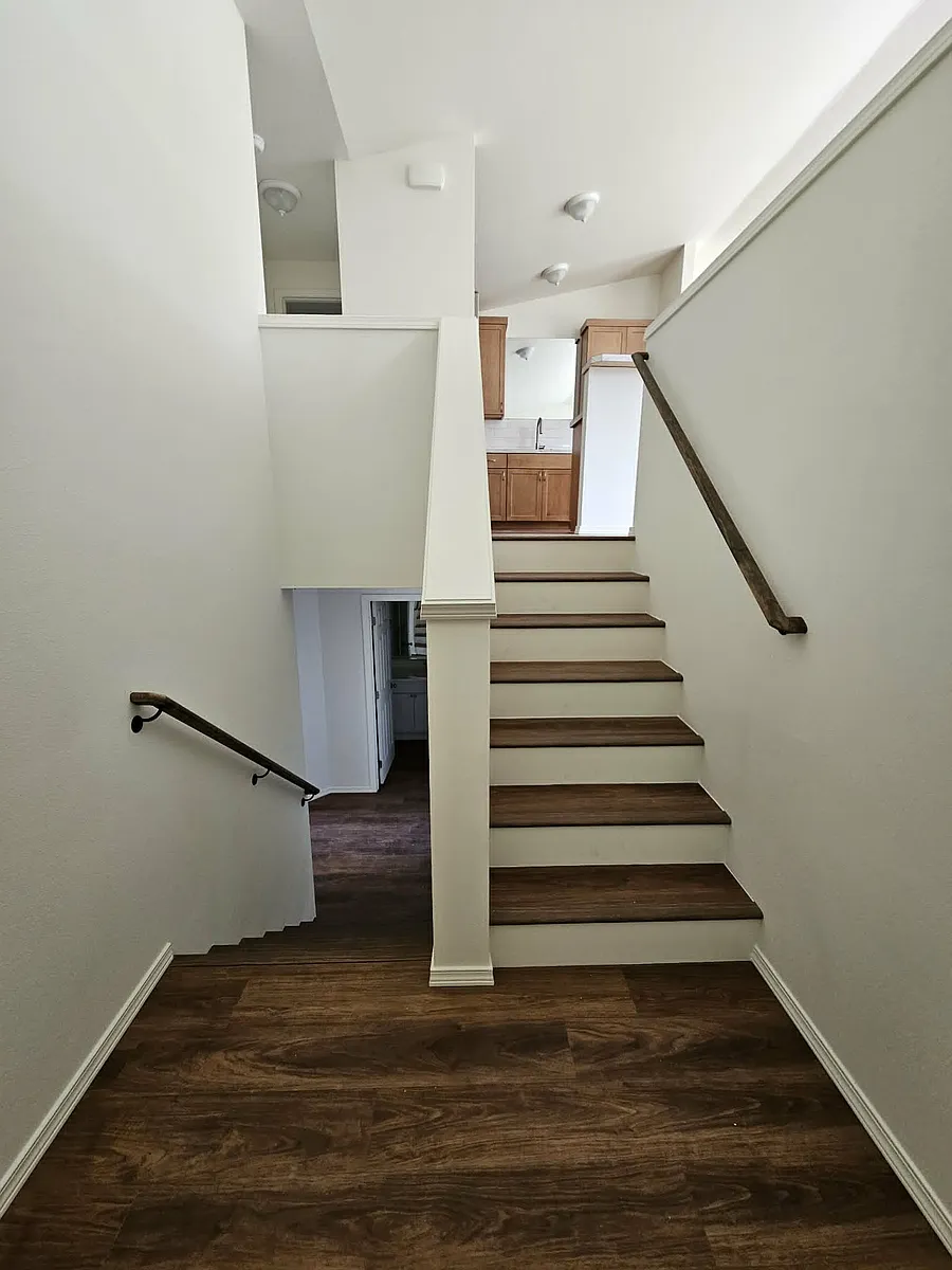 Building Photo - 9025 Corbin Dr #A