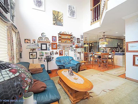4th image of 8802 Saint James Pl